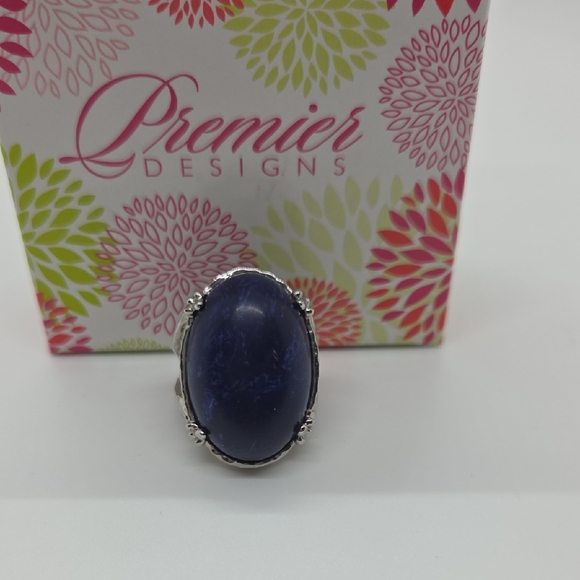 Premier Designs Jewelry - Premier Designs Silver Ring with Deep Blue Stone